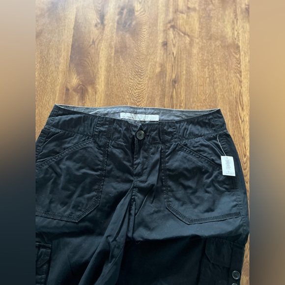 NWT Y2K Old Navy Low Rise Roll-Up Cargo Pants Size 2 - Picture 6 of 15